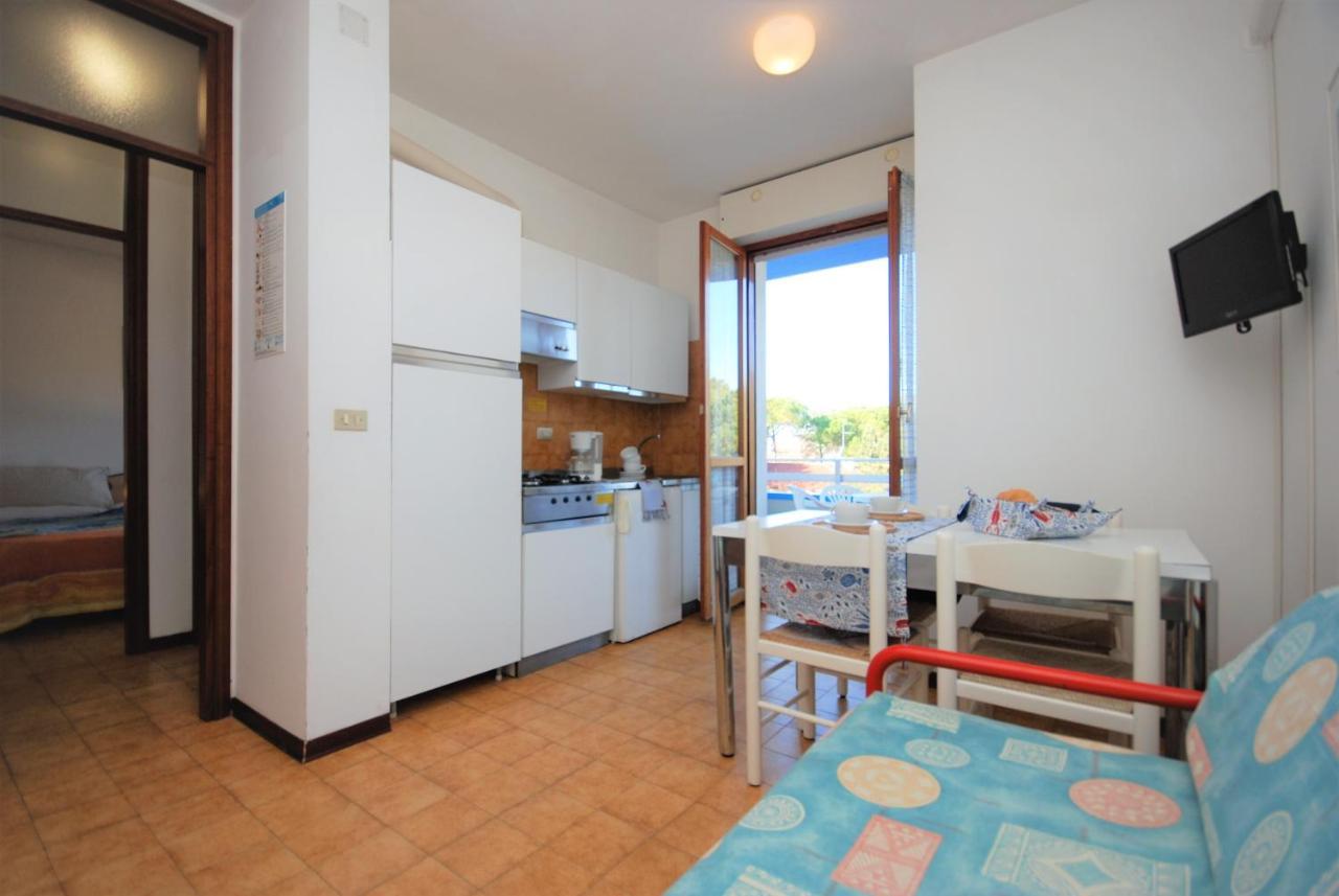 Althea Apartment Lignano Sabbiadoro Exterior photo